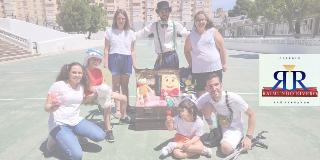 Grupo de participantes en un Proyecto Cultural de Arteterapia